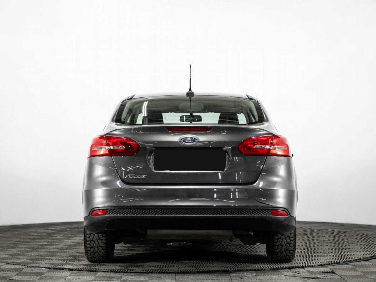 Купить Ford Focus с пробегом. Фото: #4
