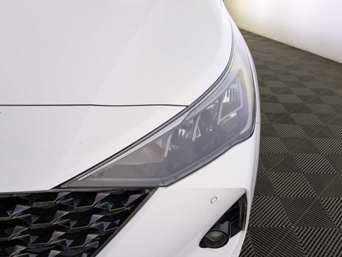 Купить Hyundai Solaris с пробегом. Фото: #10