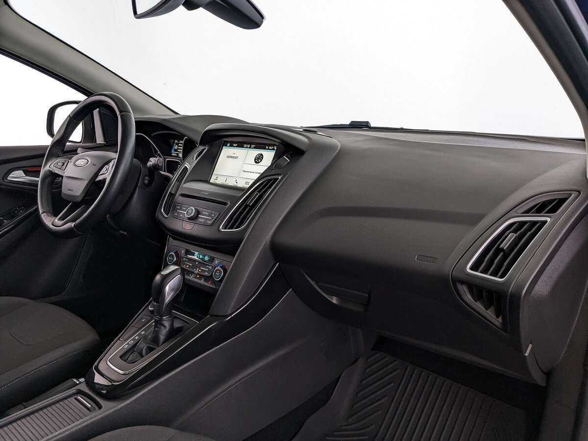 Купить Ford Focus с пробегом. Фото: #8