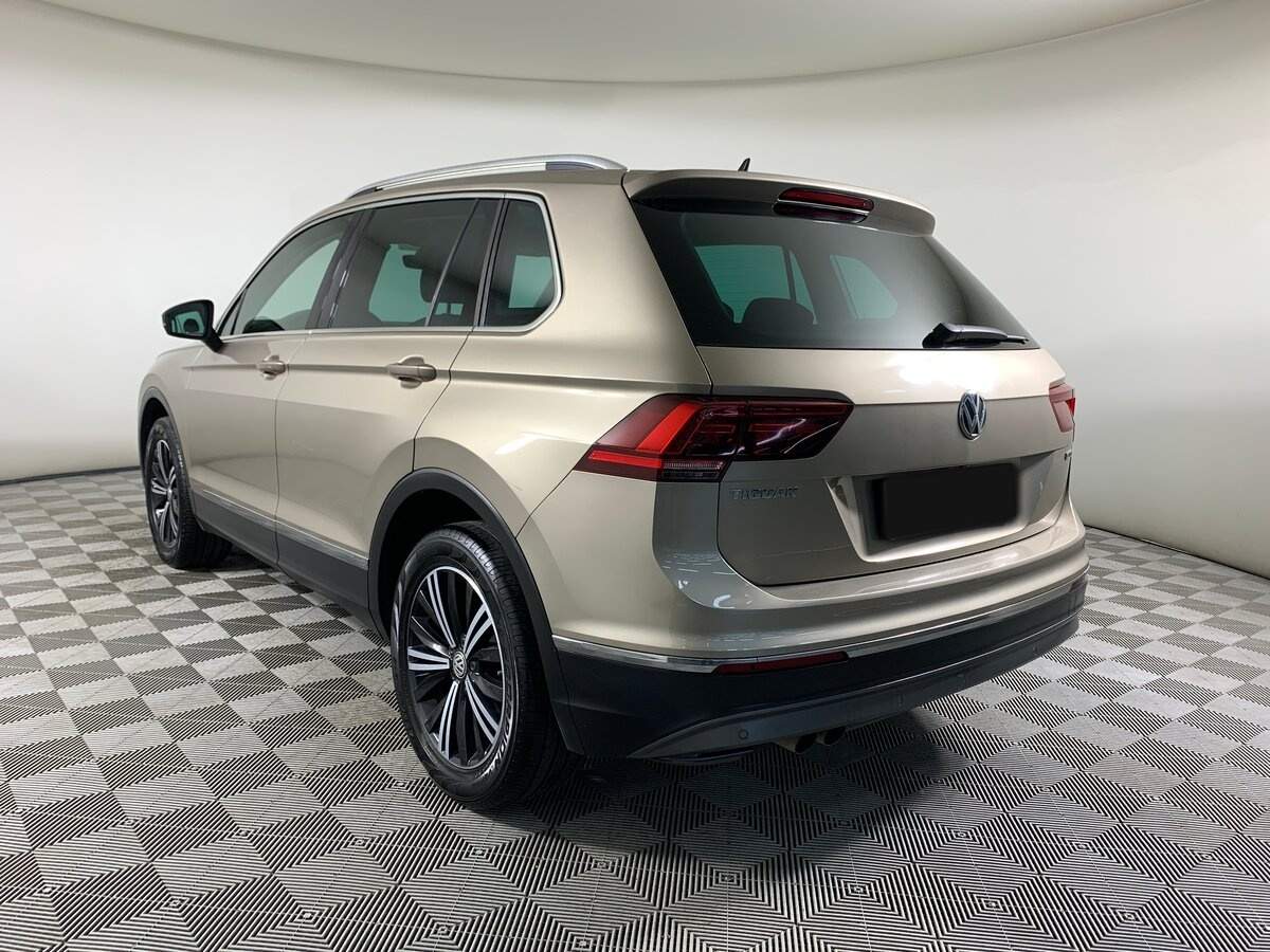 Купить Volkswagen Tiguan с пробегом. Фото: #6