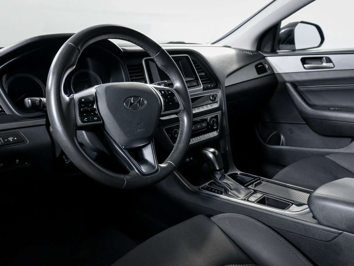Купить Hyundai Sonata с пробегом. Фото: #13