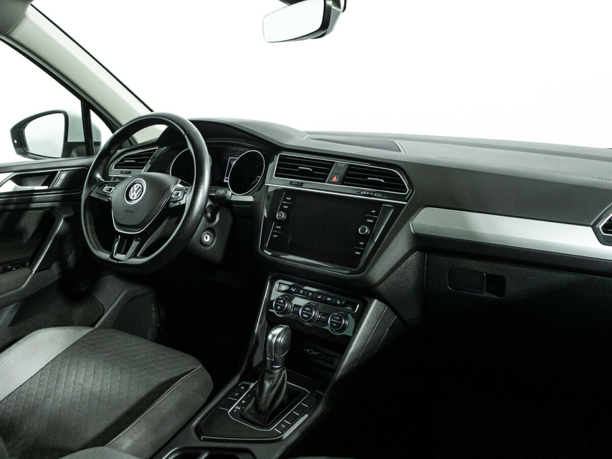 Купить Volkswagen Tiguan с пробегом. Фото: #7