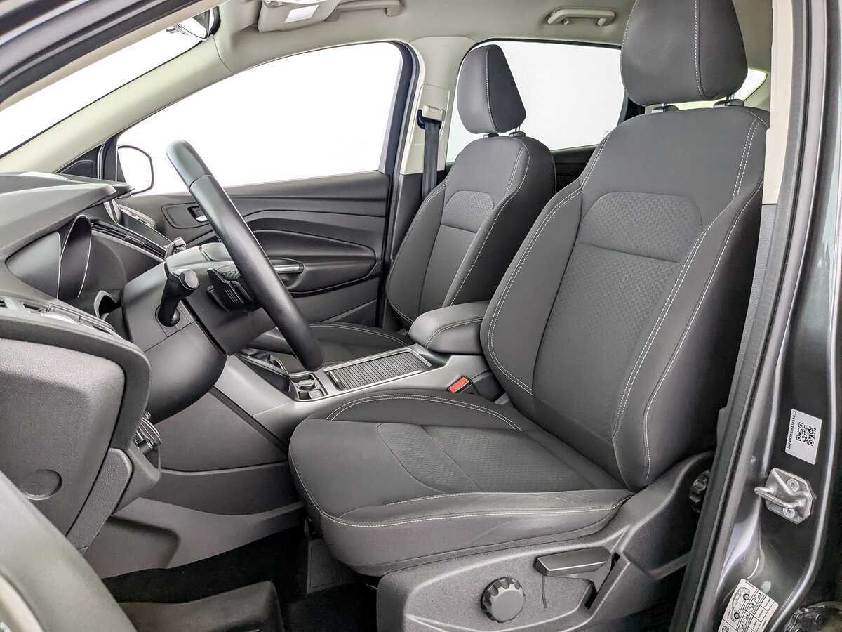 Купить Ford Kuga с пробегом. Фото: #15