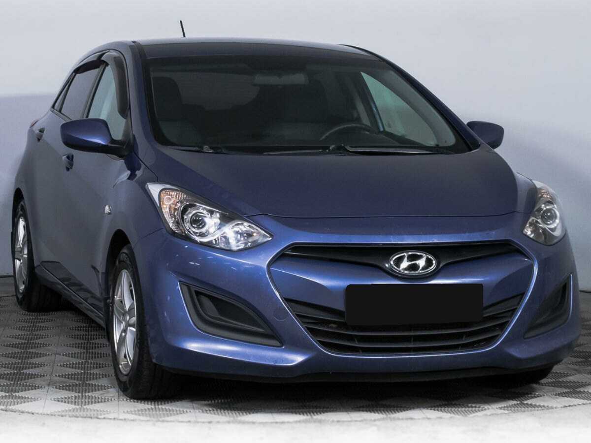 Купить Hyundai i30 с пробегом. Фото: #2