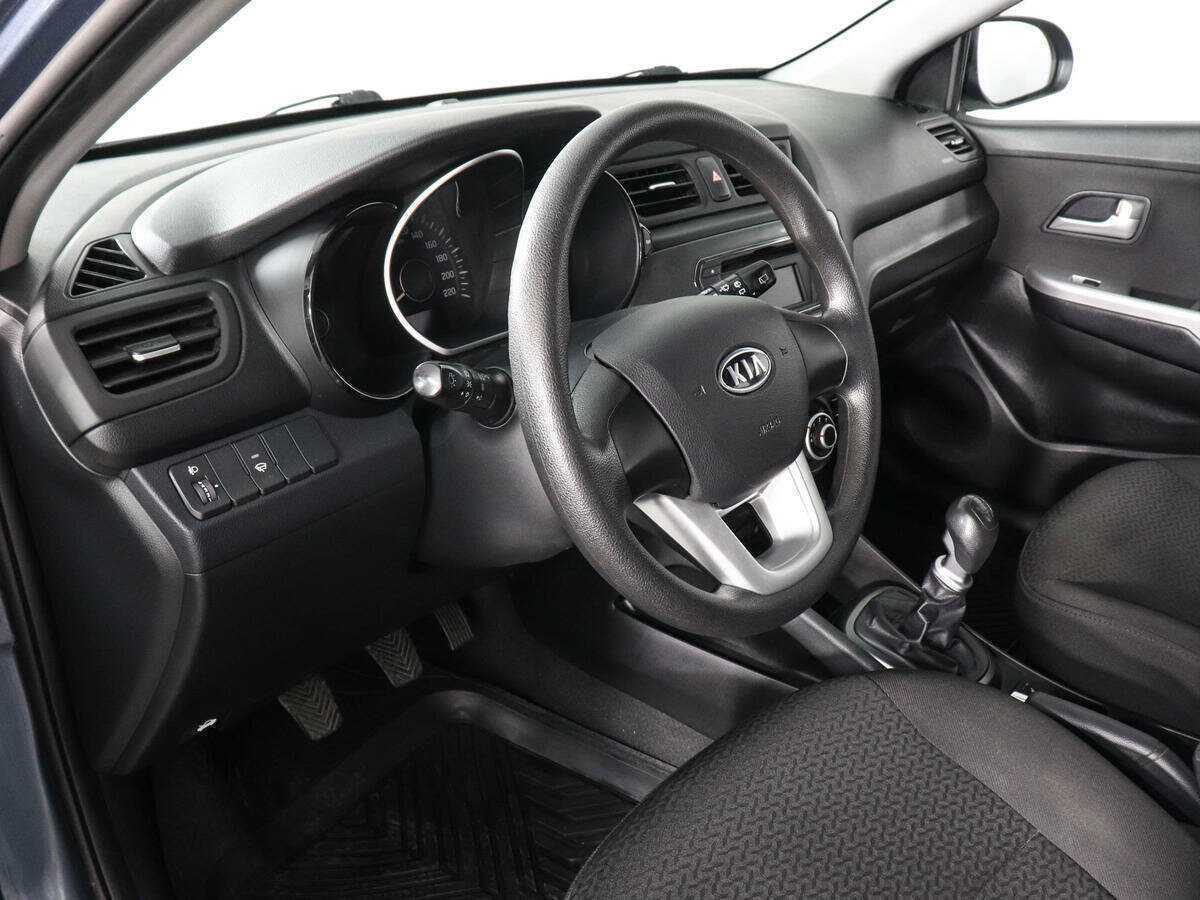 Купить Kia Rio с пробегом. Фото: #8
