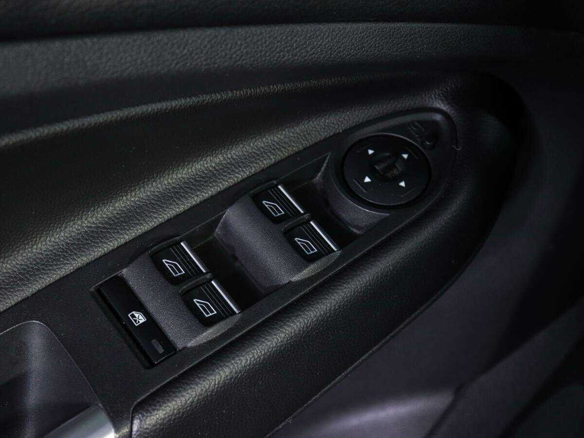 Купить Ford Kuga с пробегом. Фото: #14