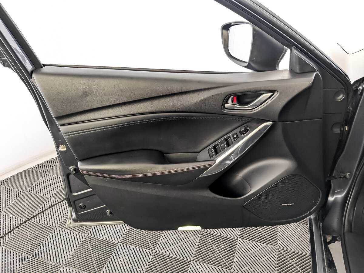 Купить Mazda 6 с пробегом. Фото: #14