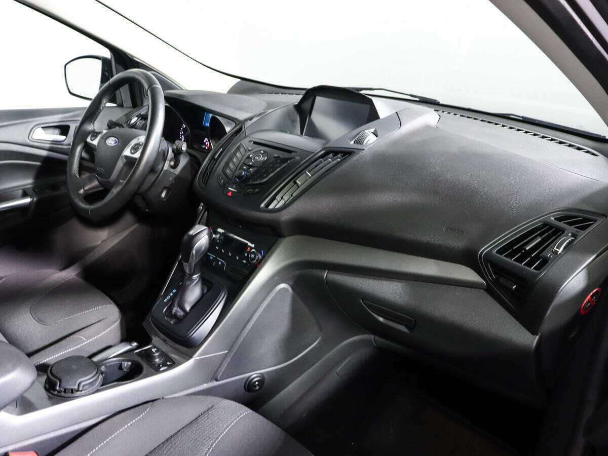 Купить Ford Kuga с пробегом. Фото: #7