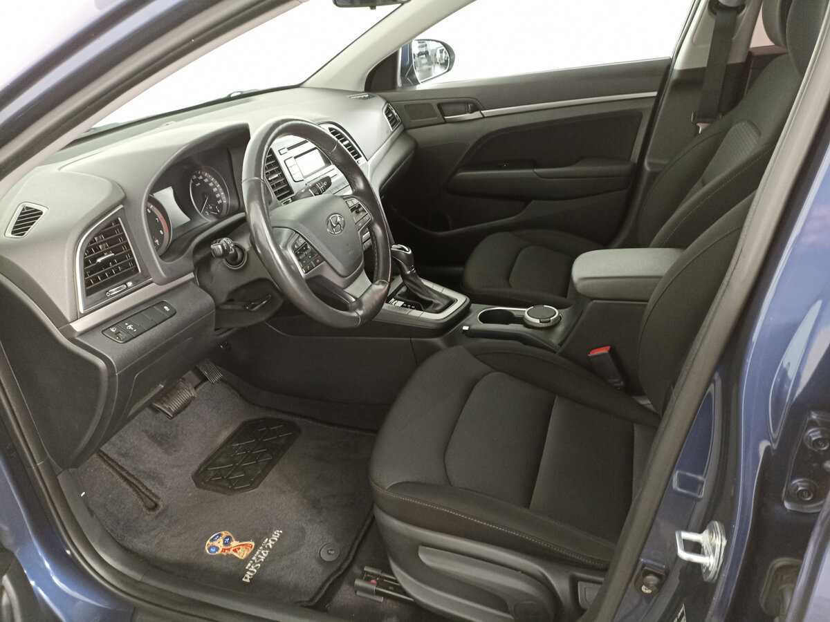 Купить Hyundai Elantra с пробегом. Фото: #13