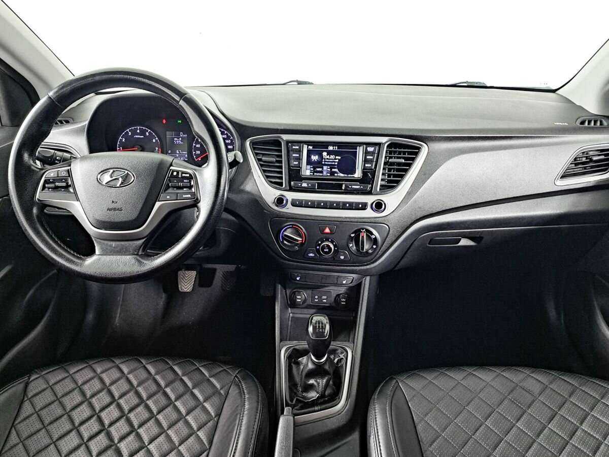 Купить Hyundai Solaris с пробегом. Фото: #13