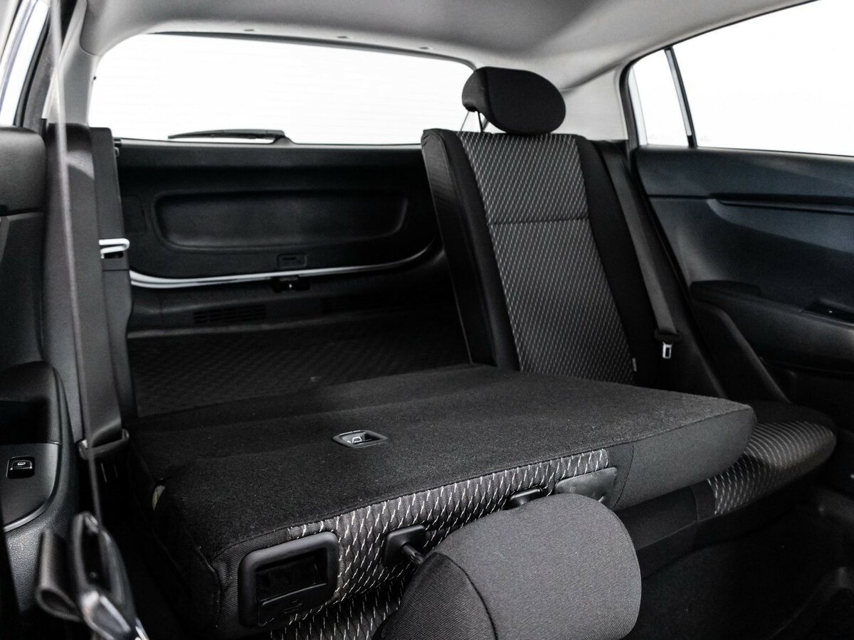 Купить Kia Rio с пробегом. Фото: #14