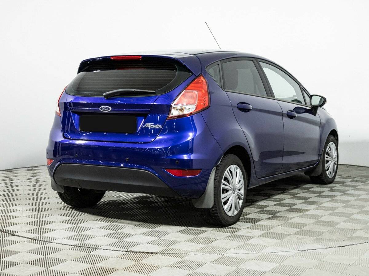 Купить Ford Fiesta с пробегом. Фото: #4