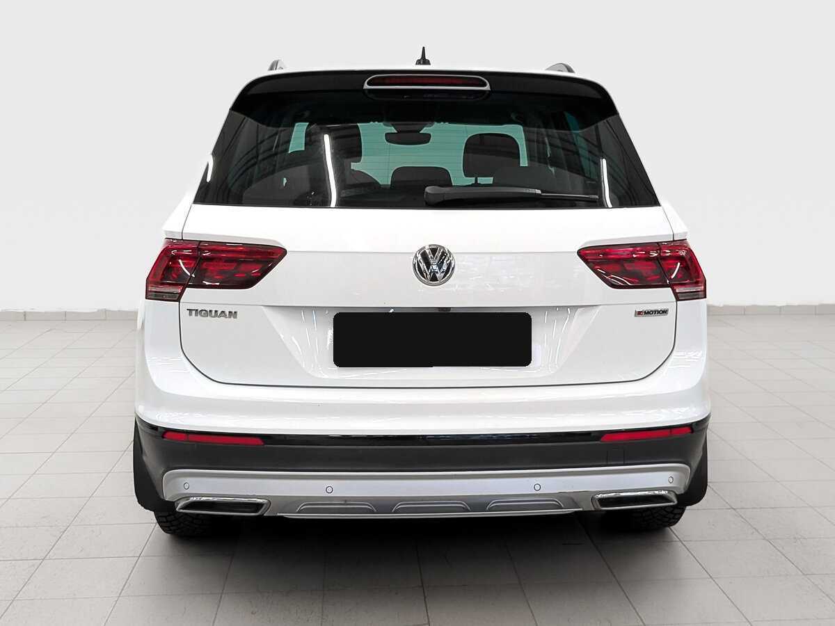 Купить Volkswagen Tiguan с пробегом. Фото: #5