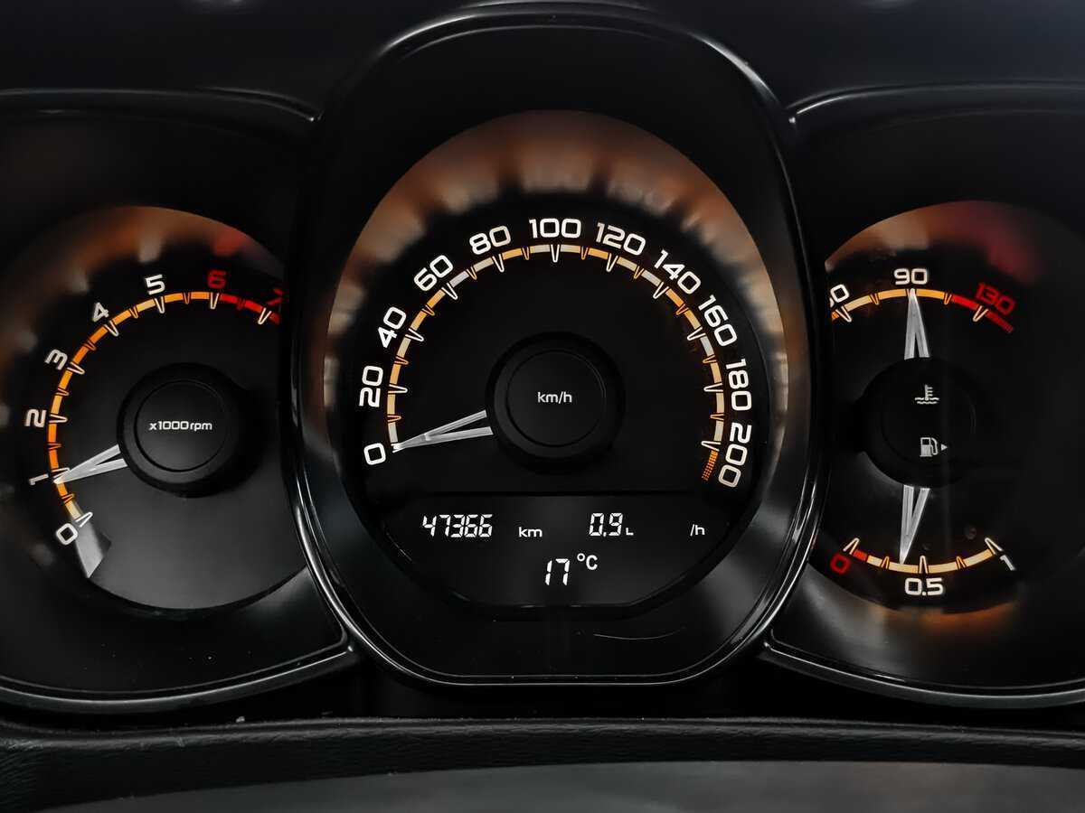 Купить Lada (ВАЗ) Vesta с пробегом. Фото: #11