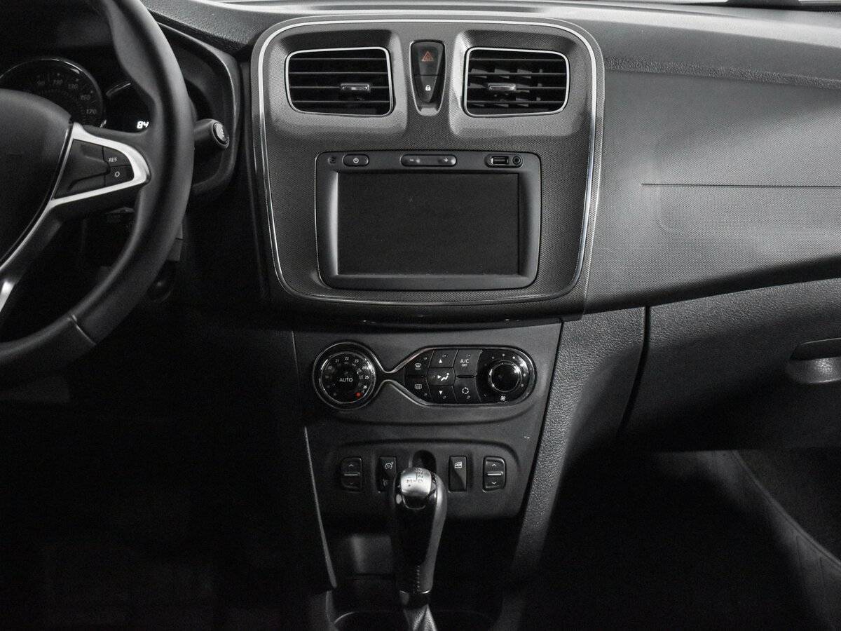 Купить Renault Sandero с пробегом. Фото: #24
