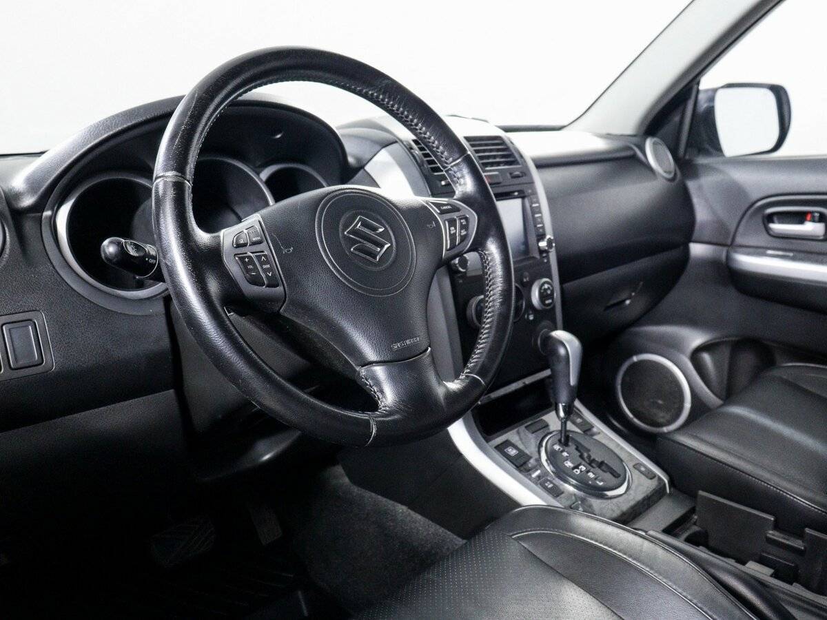 Купить Suzuki Grand Vitara с пробегом. Фото: #10