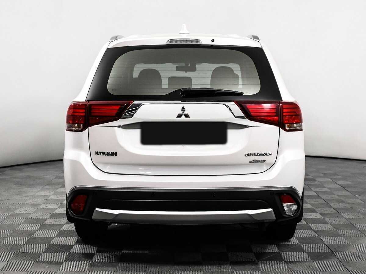 Купить Mitsubishi Outlander с пробегом. Фото: #5