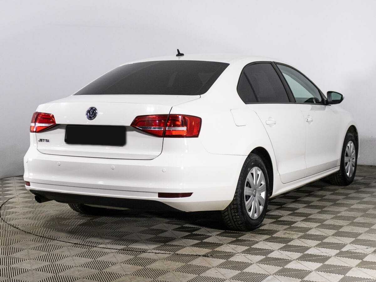 Купить Volkswagen Jetta с пробегом. Фото: #4