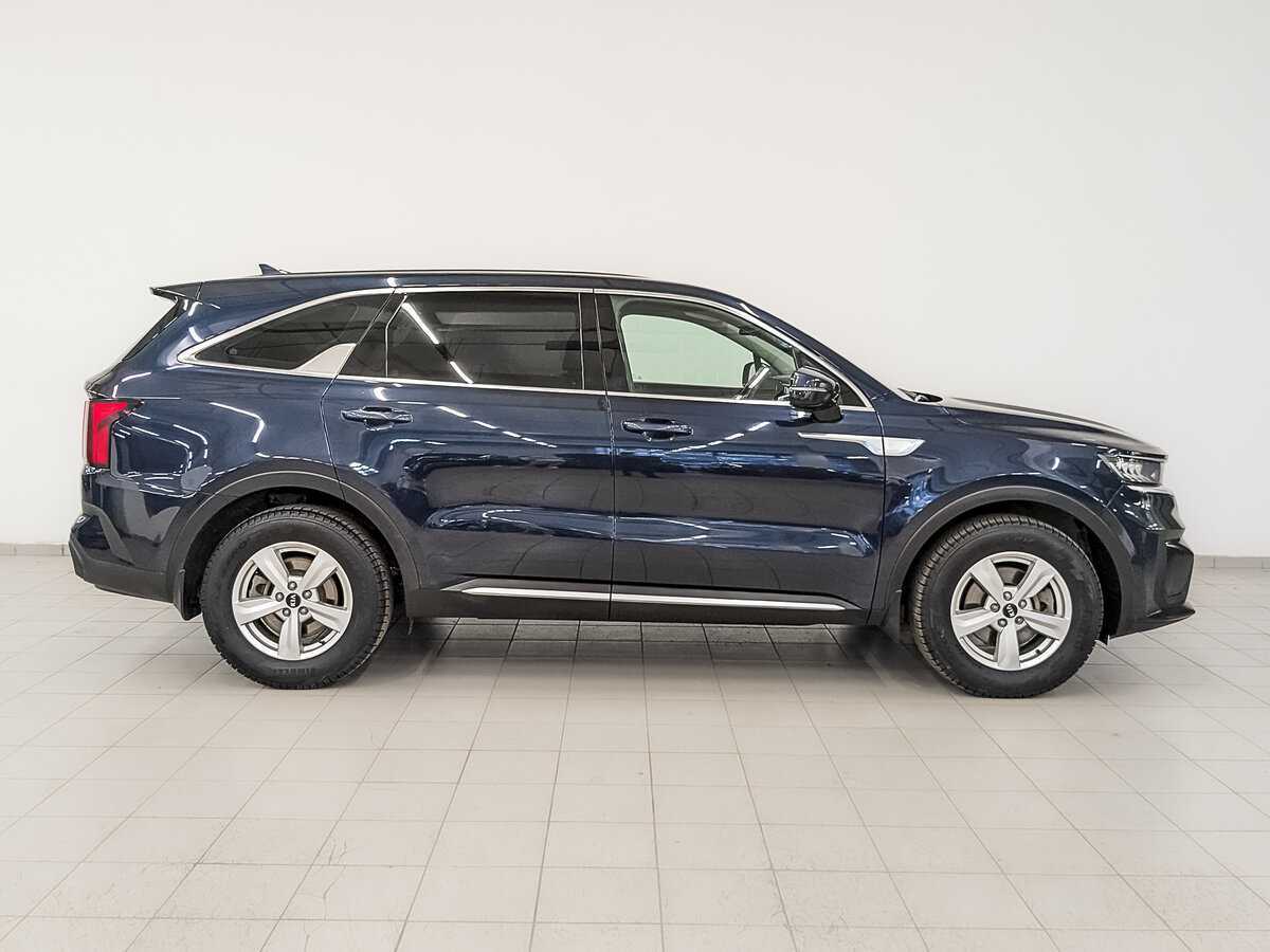Купить Kia Sorento с пробегом. Фото: #3