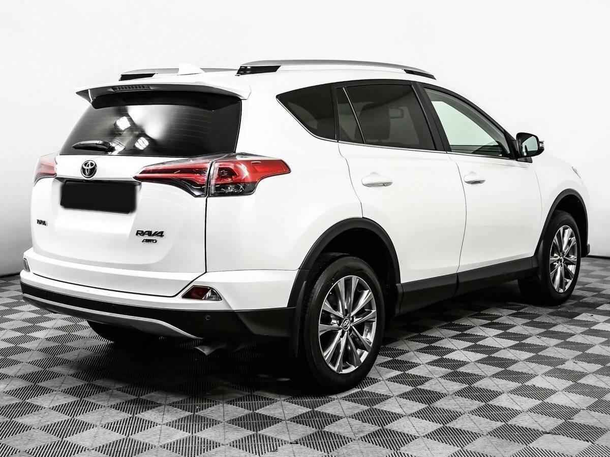 Купить Toyota RAV4 с пробегом. Фото: #4