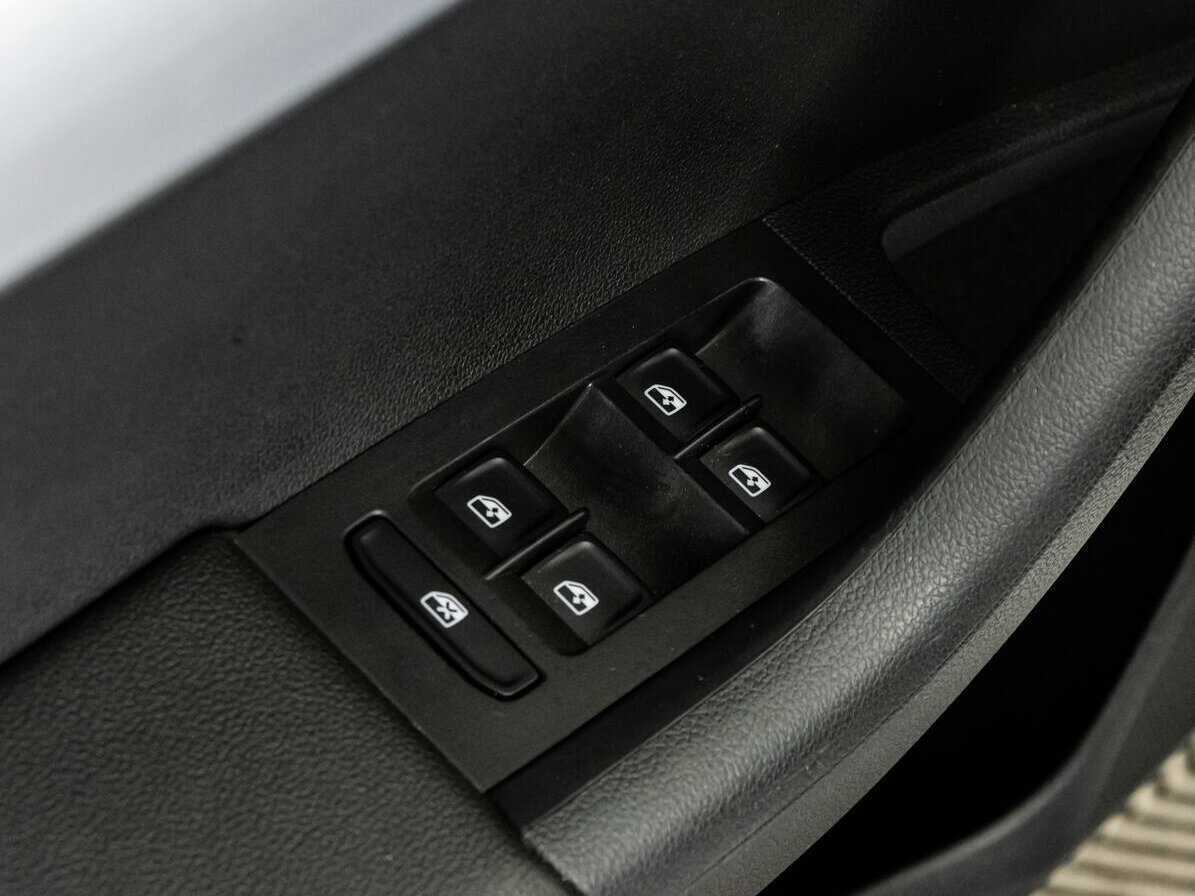 Купить Skoda Octavia с пробегом. Фото: #15