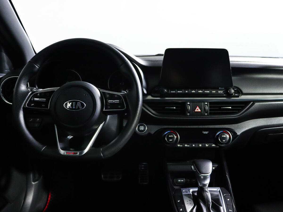 Купить Kia Cerato с пробегом. Фото: #9