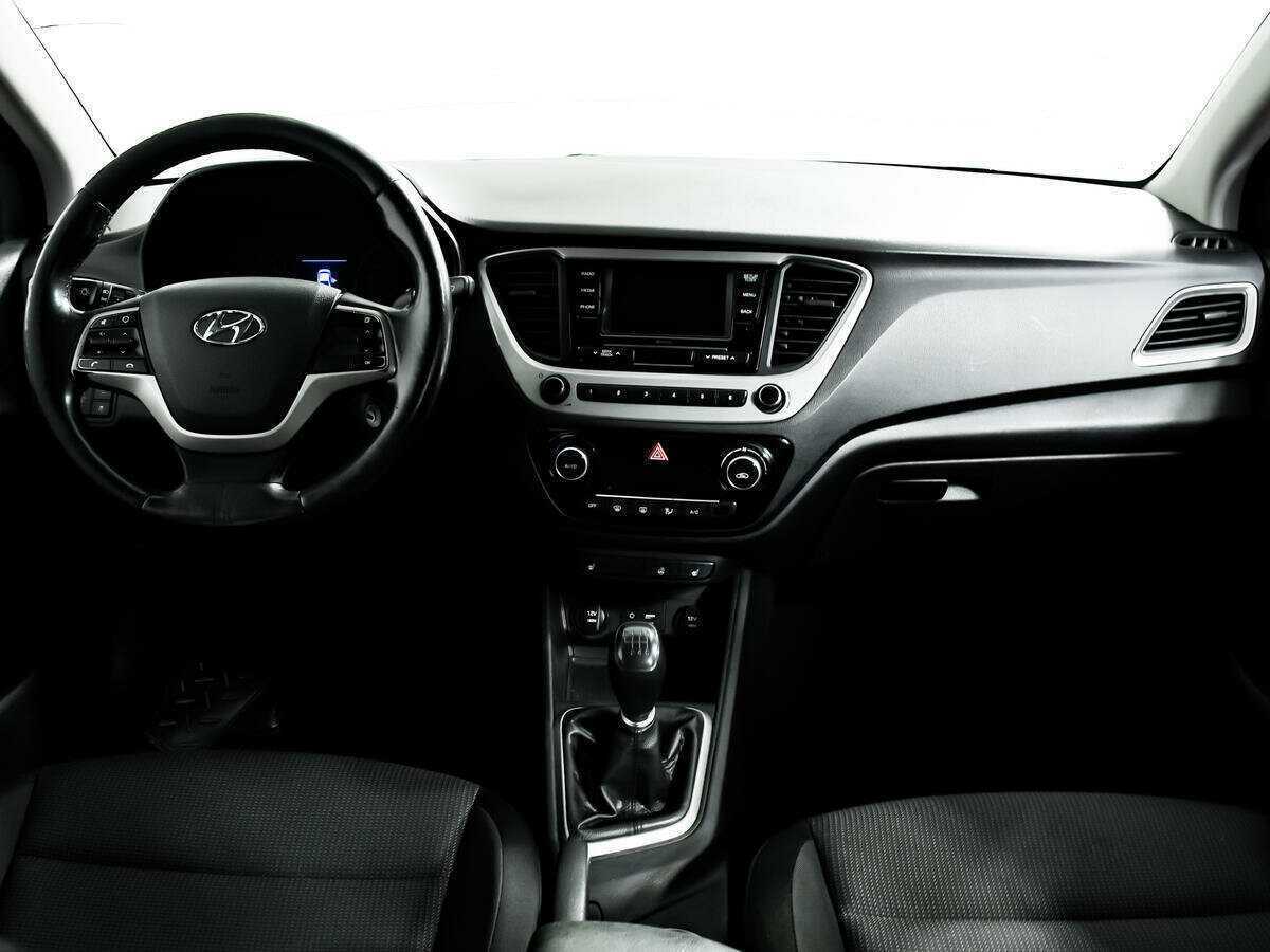 Купить Hyundai Solaris с пробегом. Фото: #10