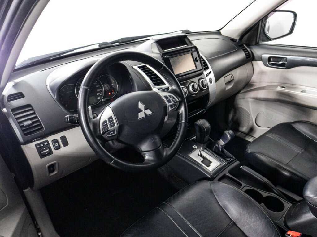 Купить Mitsubishi Pajero Sport с пробегом. Фото: #10
