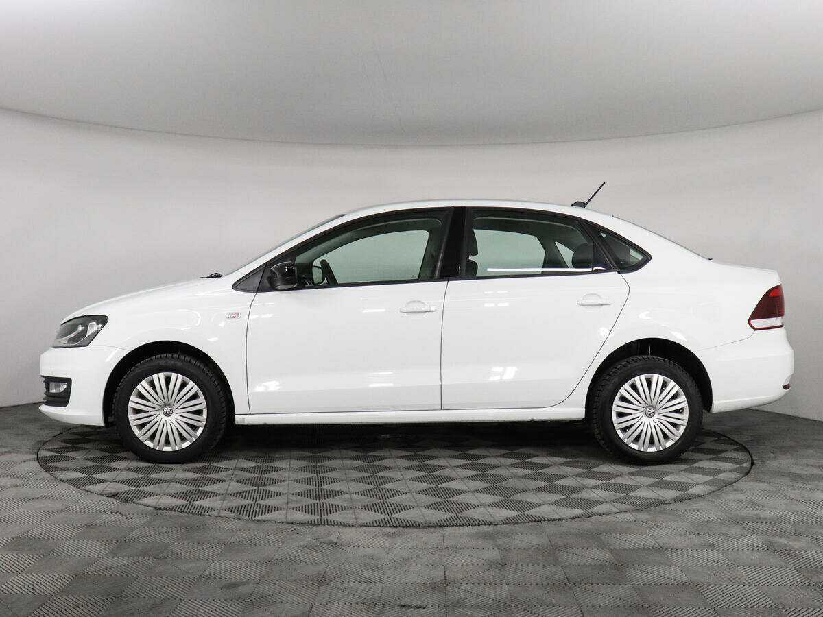 Купить Volkswagen Polo с пробегом. Фото: #7
