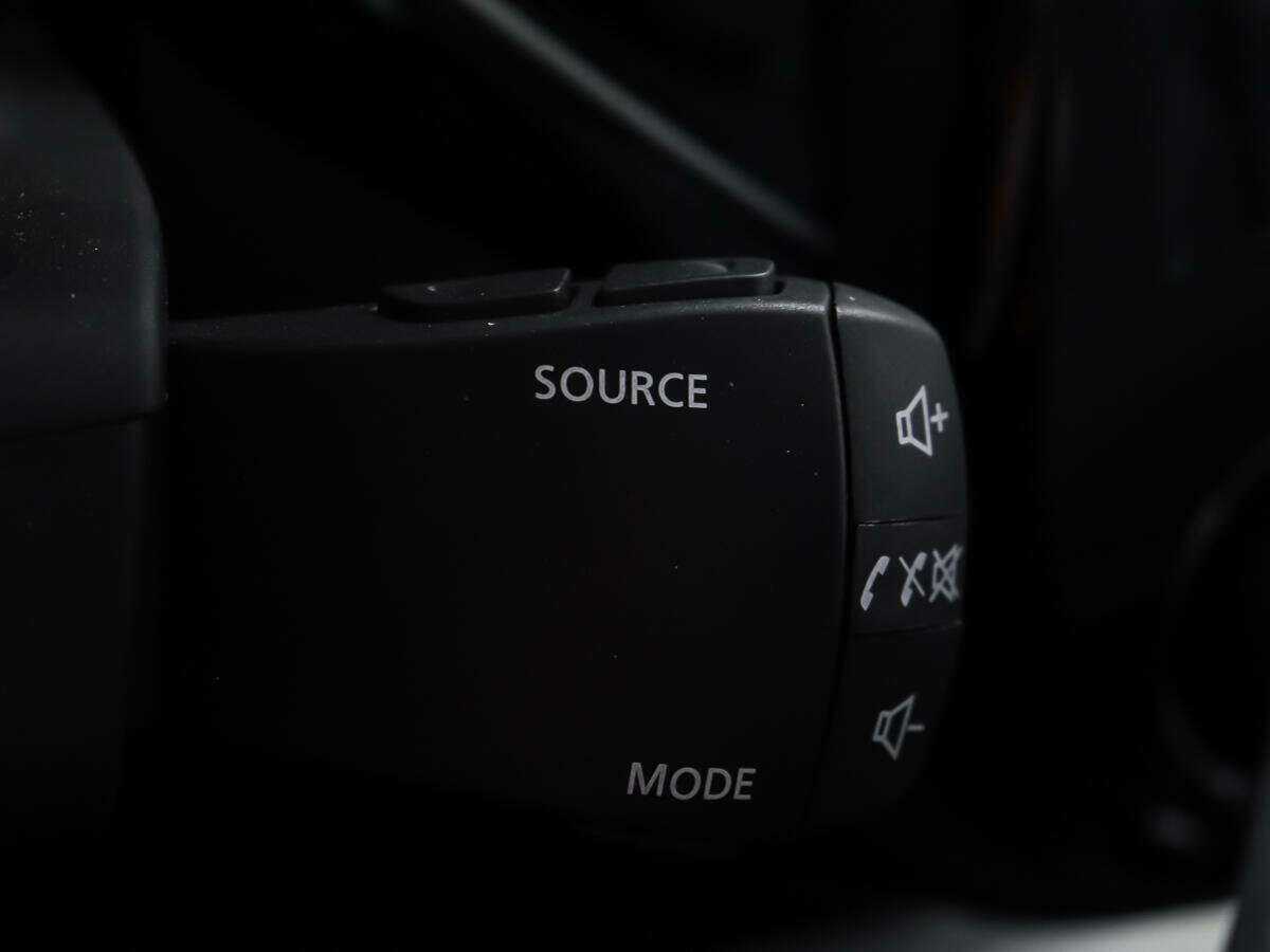 Купить Renault Kaptur с пробегом. Фото: #17