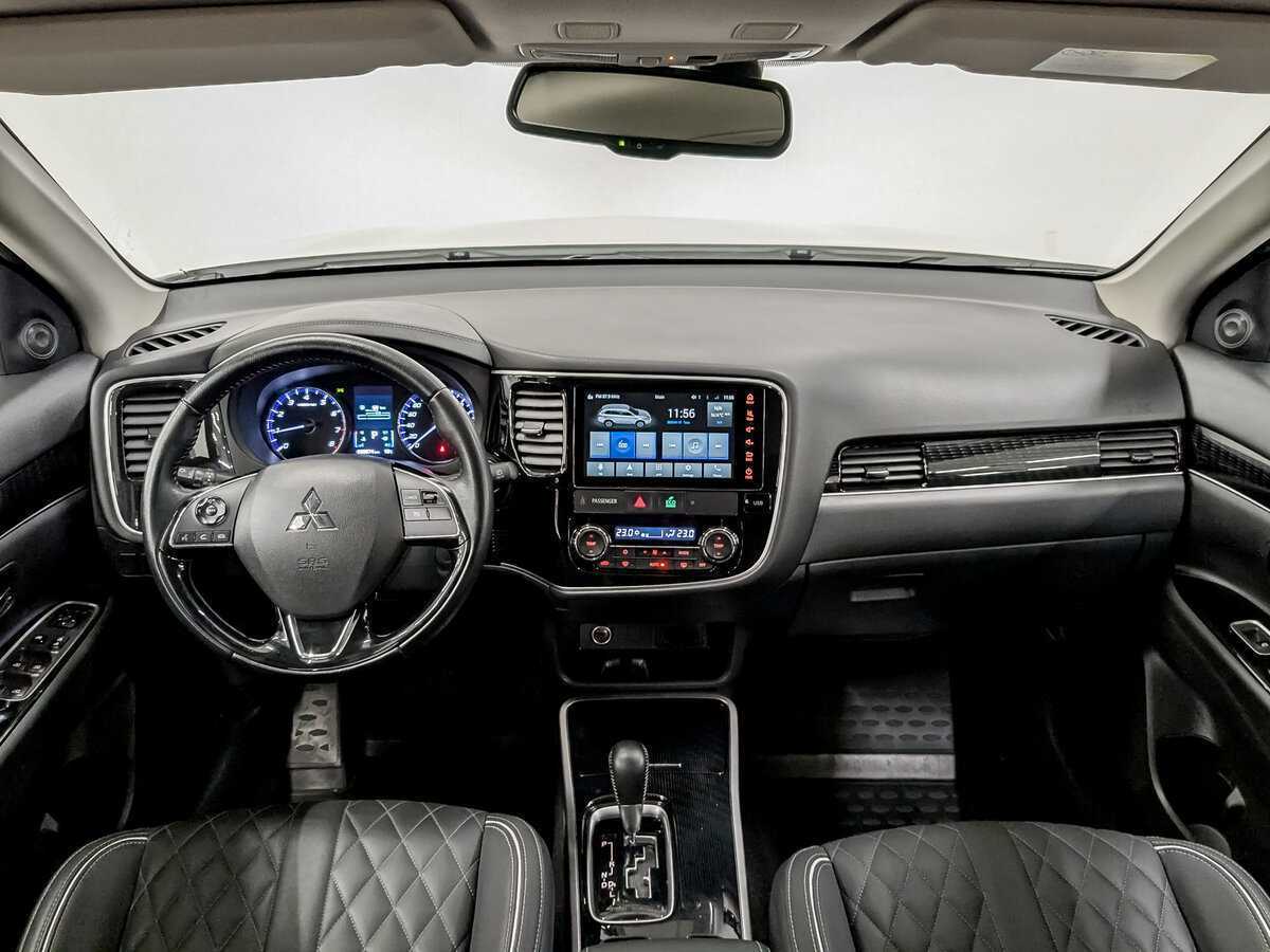 Купить Mitsubishi Outlander с пробегом. Фото: #13