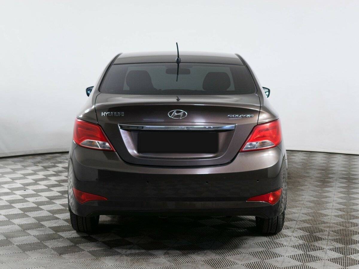 Купить Hyundai Solaris с пробегом. Фото: #4