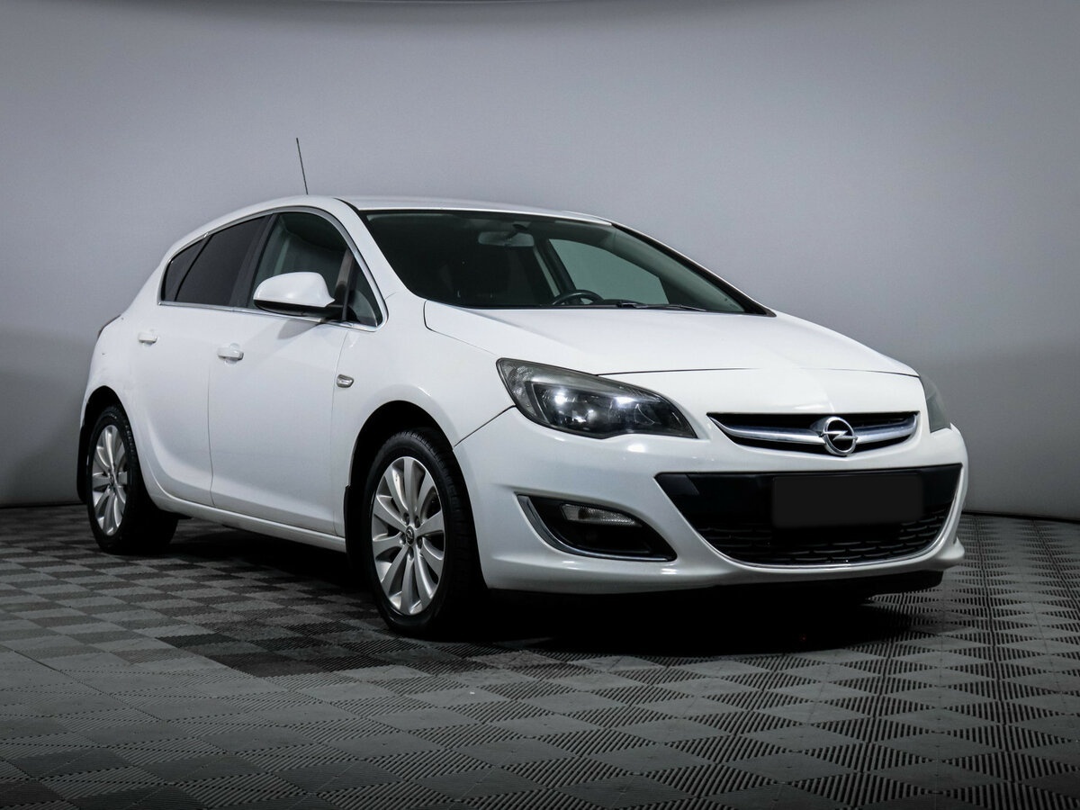 Купить Opel Astra с пробегом. Фото: #2