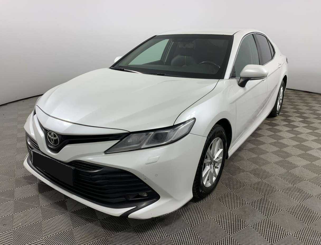 Купить Toyota Camry с пробегом. Фото: #0