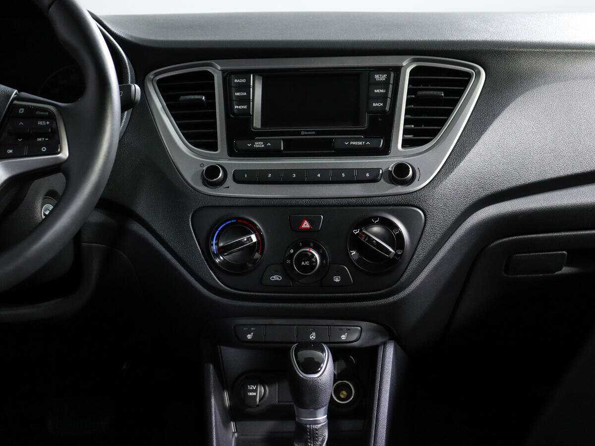 Купить Hyundai Solaris с пробегом. Фото: #12