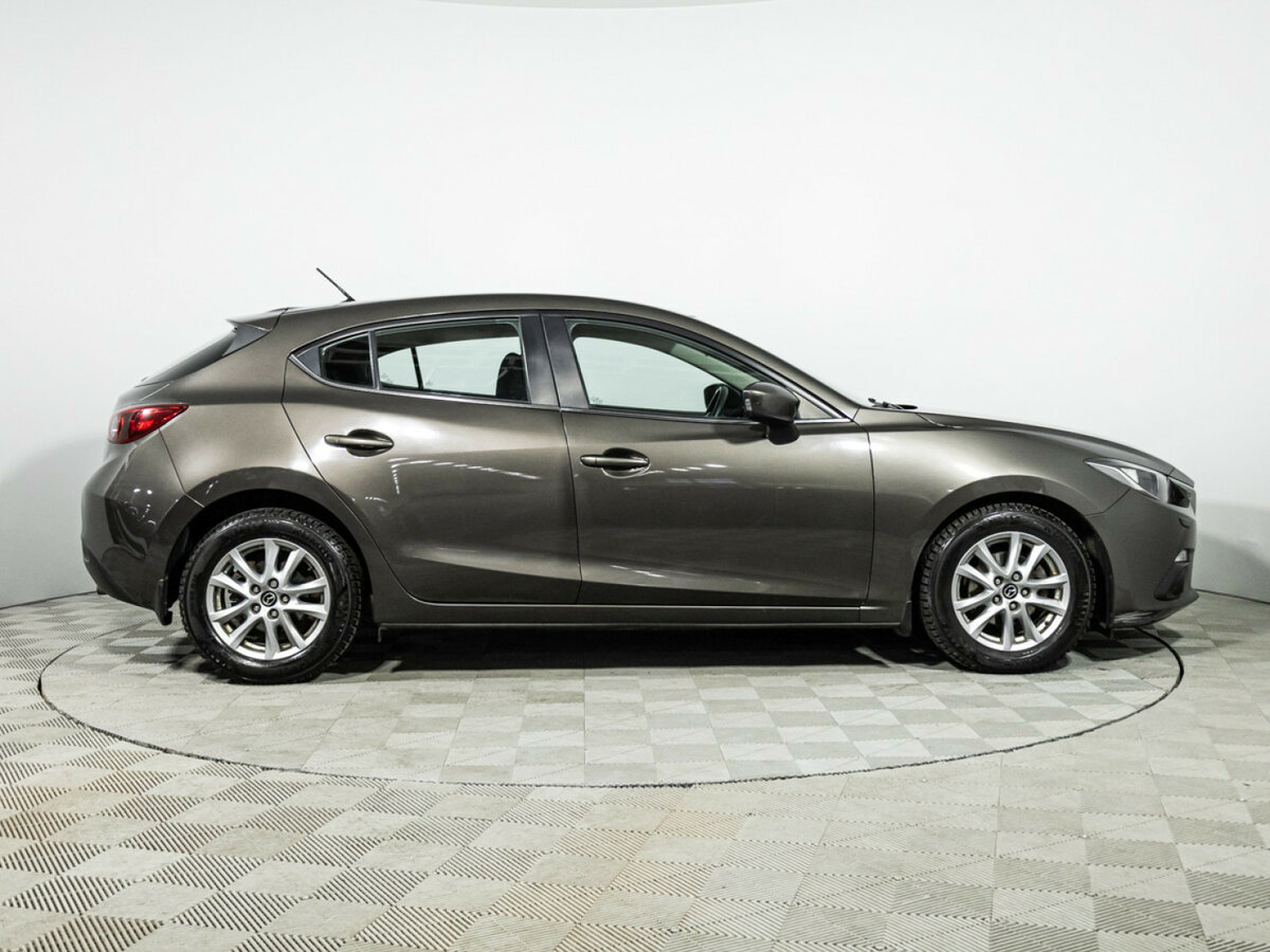 Купить Mazda 3 с пробегом. Фото: #3