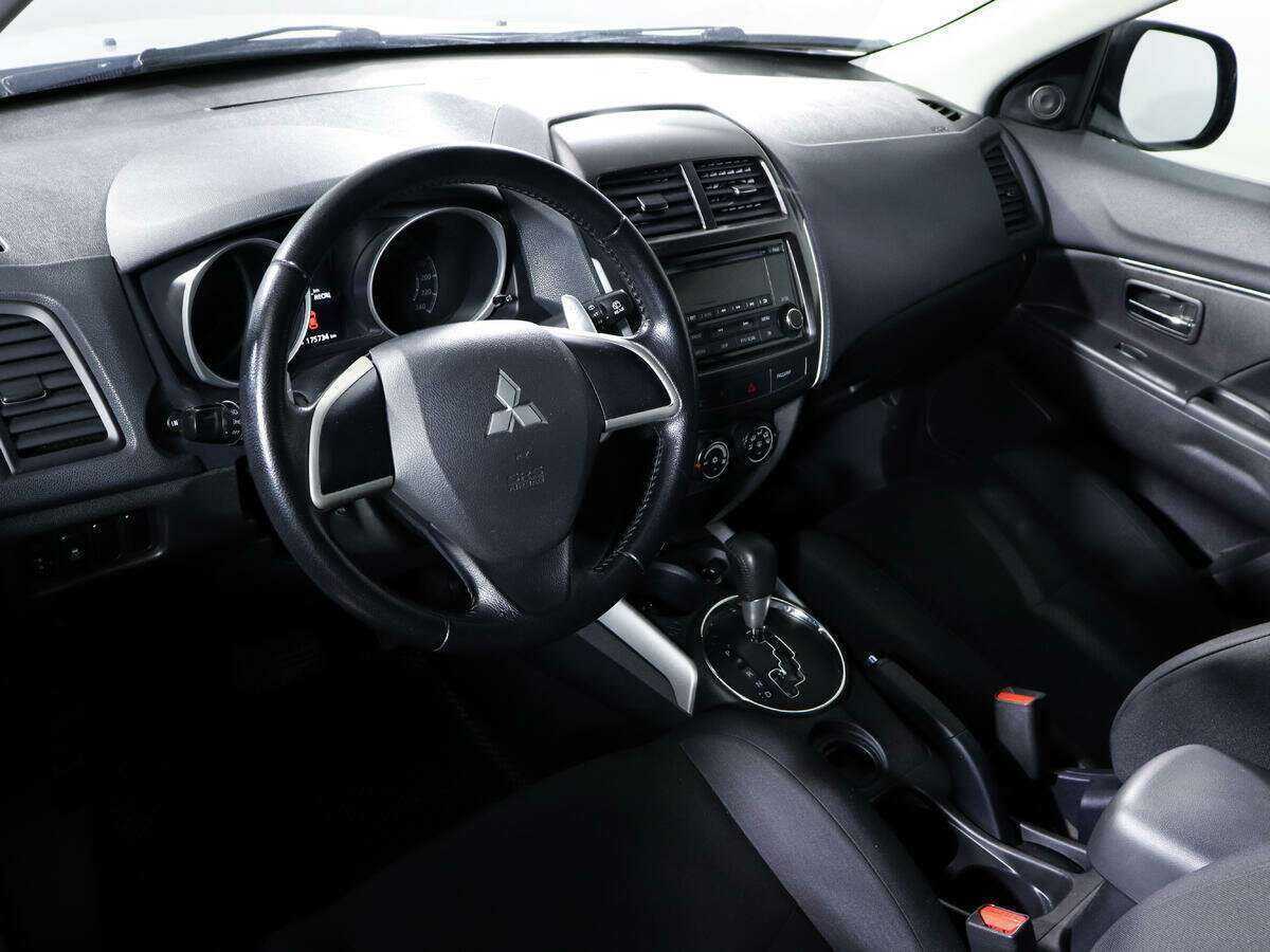 Купить Mitsubishi ASX с пробегом. Фото: #13