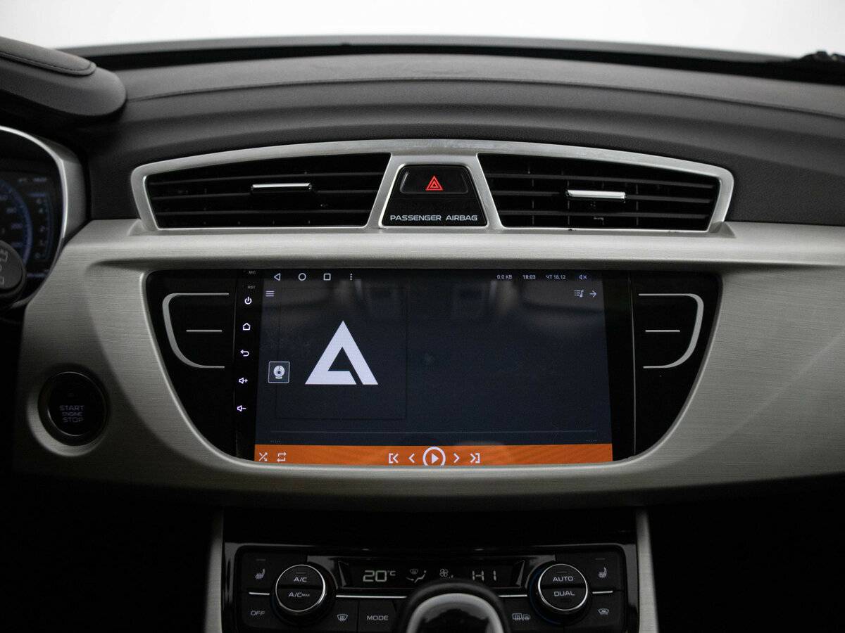 Купить Geely Atlas с пробегом. Фото: #10