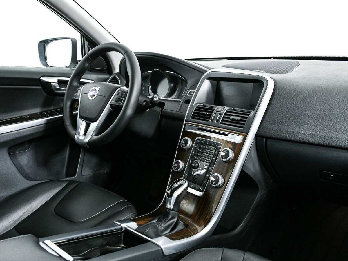 Купить Volvo XC60 с пробегом. Фото: #8