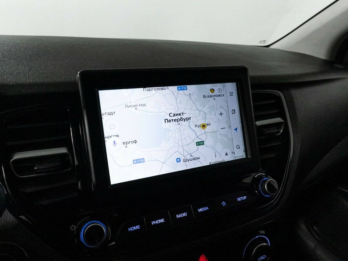 Купить Hyundai Solaris с пробегом. Фото: #18