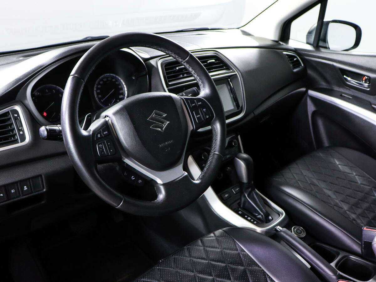 Купить Suzuki SX4 с пробегом. Фото: #13