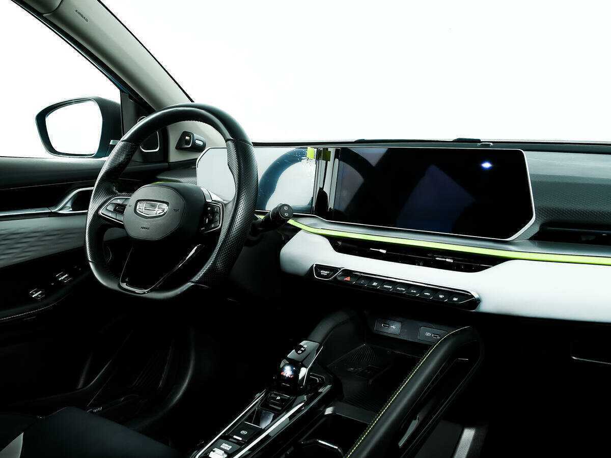 Купить Geely Coolray с пробегом. Фото: #8