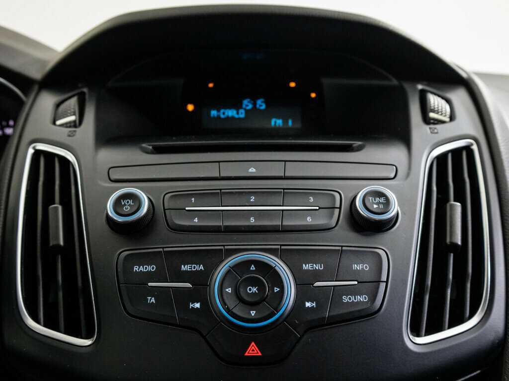 Купить Ford Focus с пробегом. Фото: #12