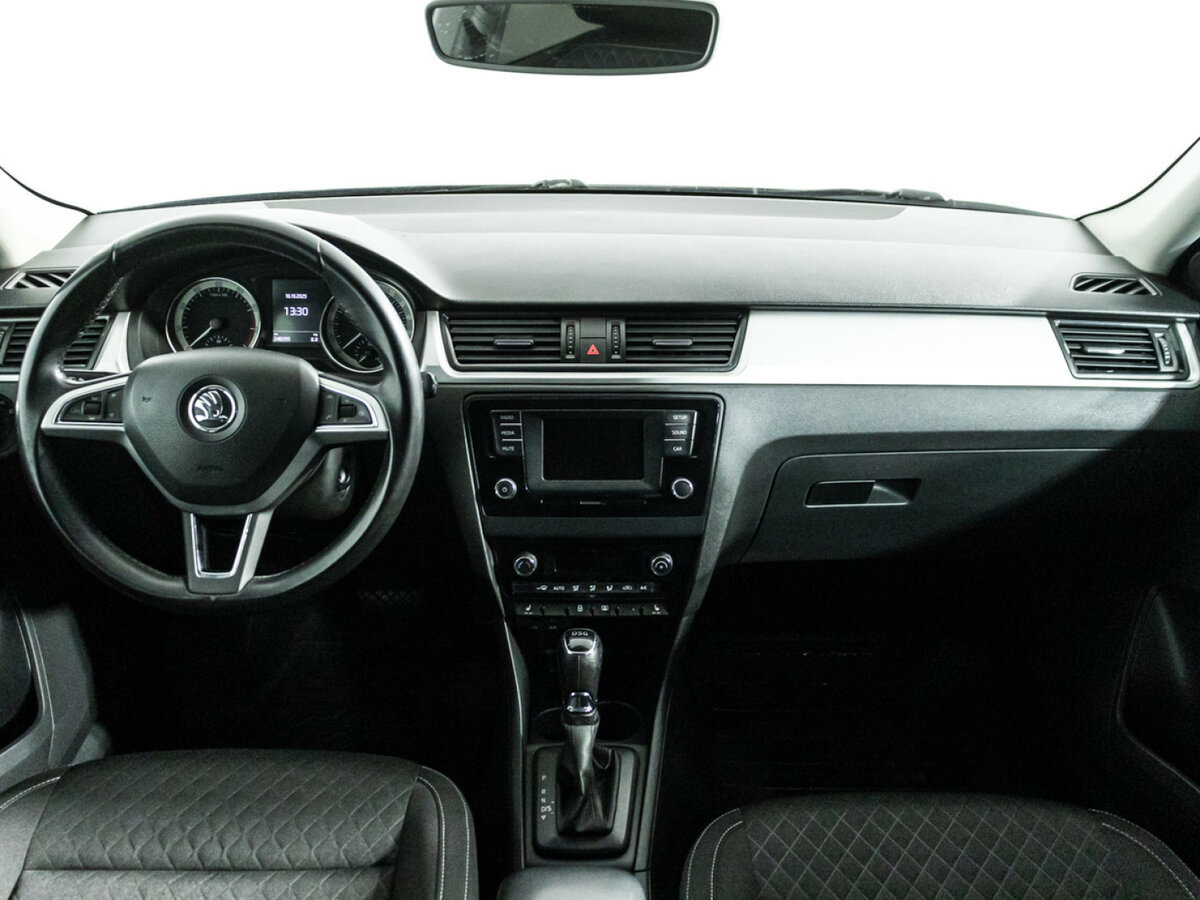 Купить Skoda Rapid с пробегом. Фото: #12