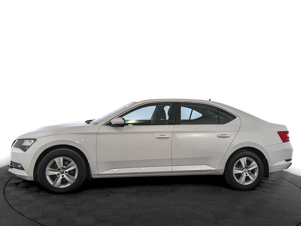 Купить Skoda Superb с пробегом. Фото: #7