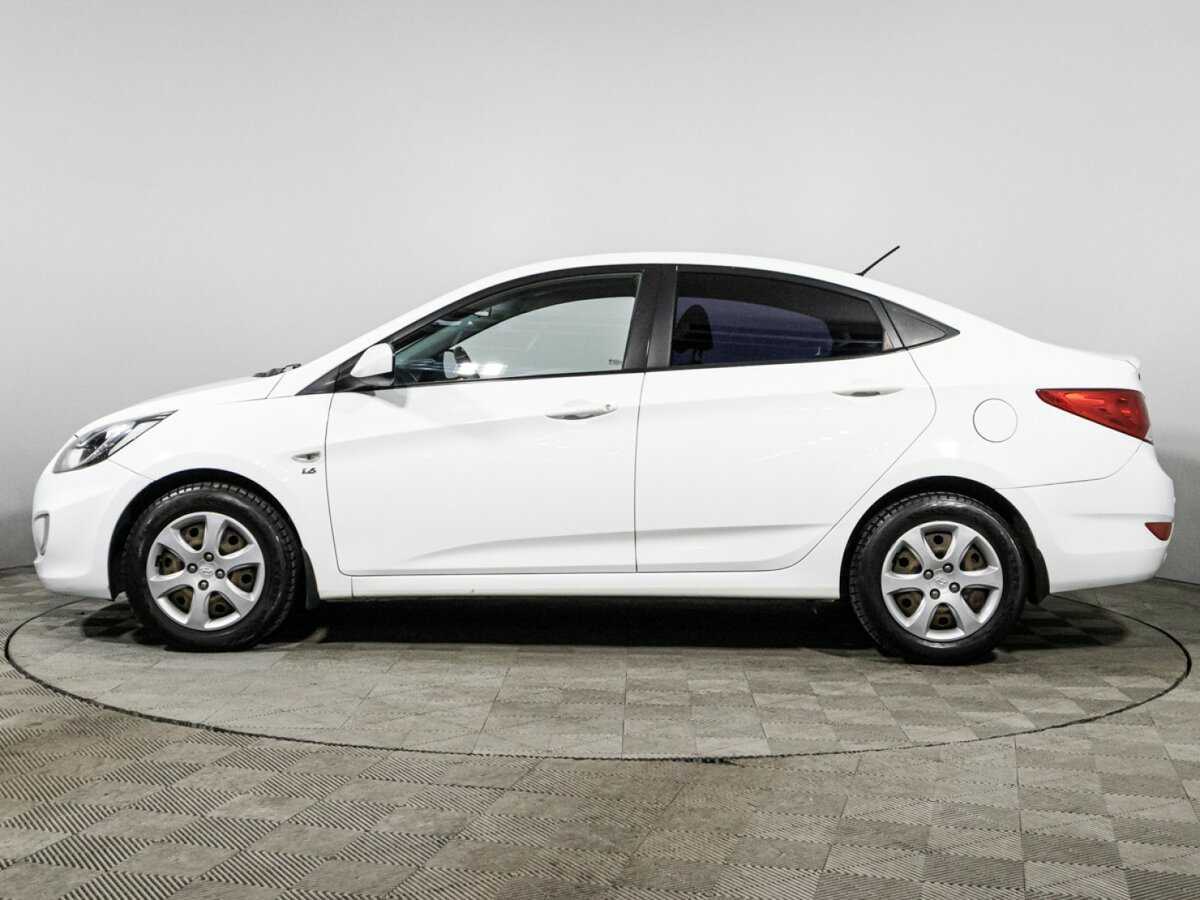 Купить Hyundai Solaris с пробегом. Фото: #7