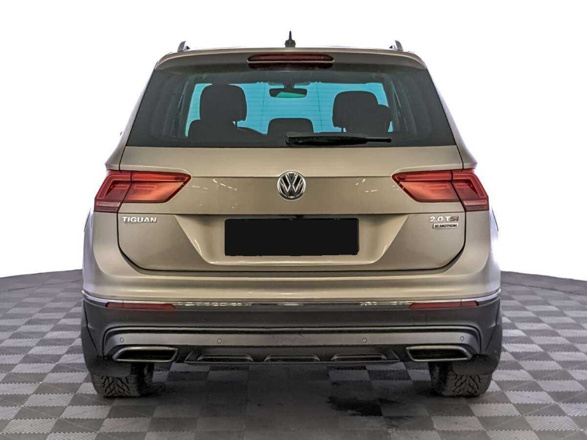 Купить Volkswagen Tiguan с пробегом. Фото: #5