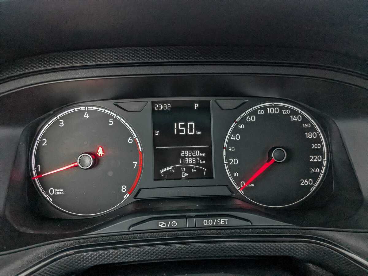 Купить Volkswagen Polo с пробегом. Фото: #10