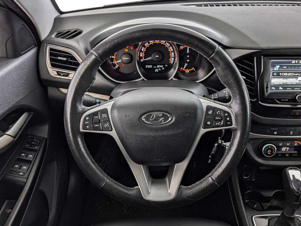 Купить Lada (ВАЗ) Vesta с пробегом. Фото: #17