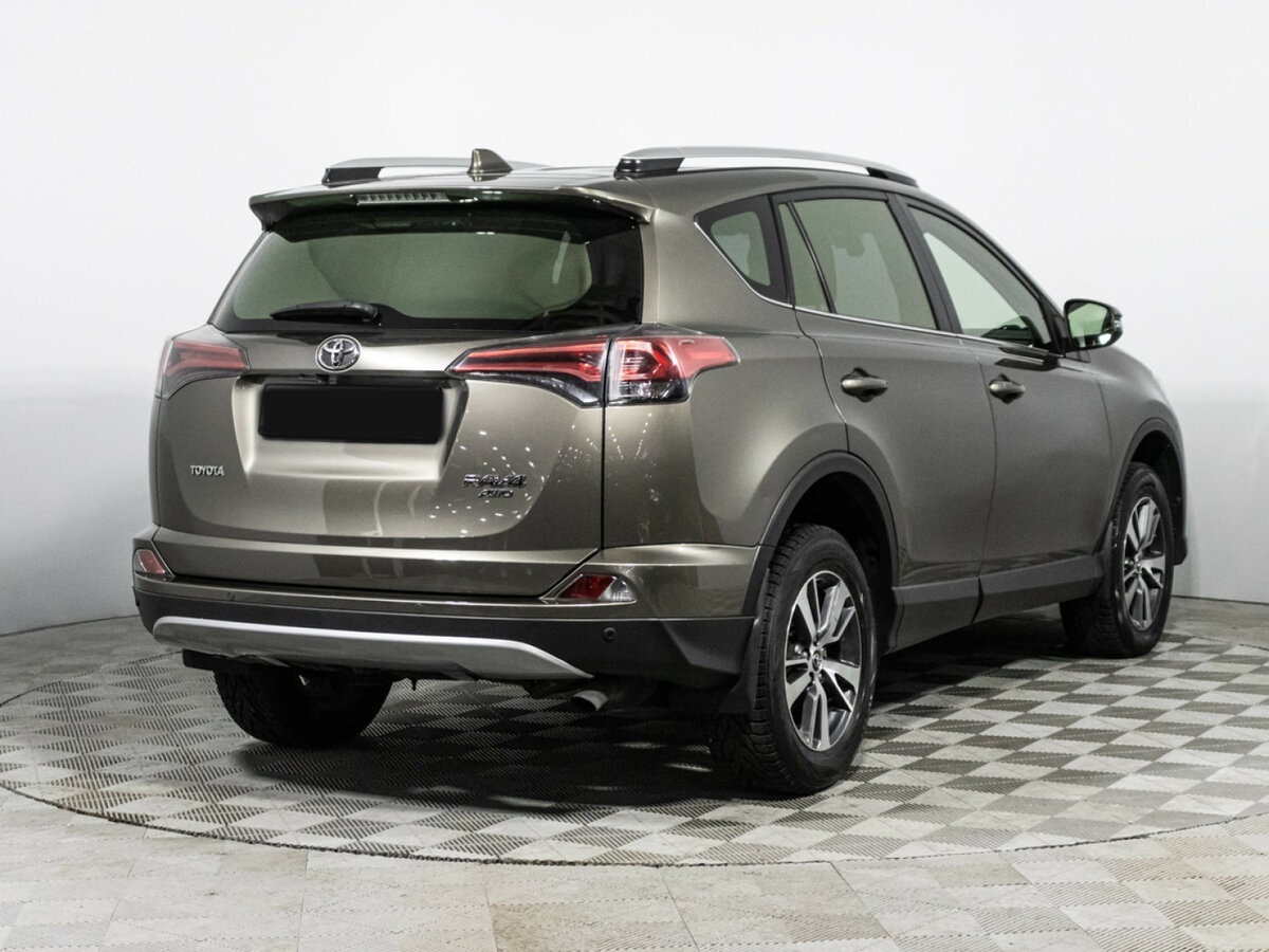 Купить Toyota RAV4 с пробегом. Фото: #4